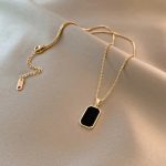 DA21 Black cubic pendant for her