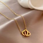 DA16 Double Heart Pendant