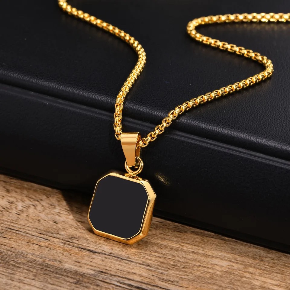 SQ03 Gold and black square pendant