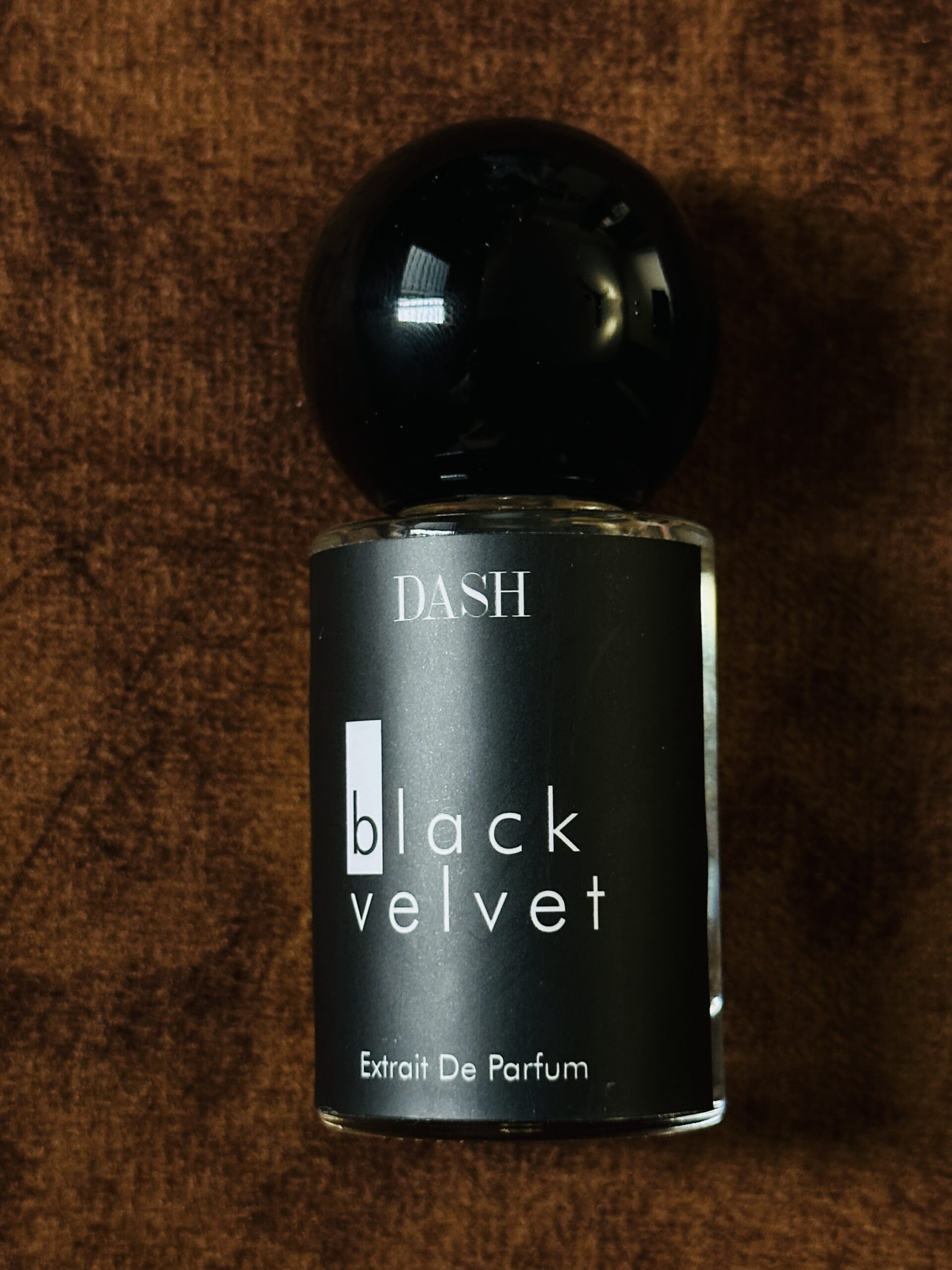 Black Velvet Eau de Parfum – Premium Perfume – Dash Bangladesh